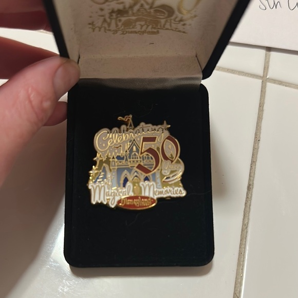 Disneyland 50th Anniversary Pin - Picture 2 of 4